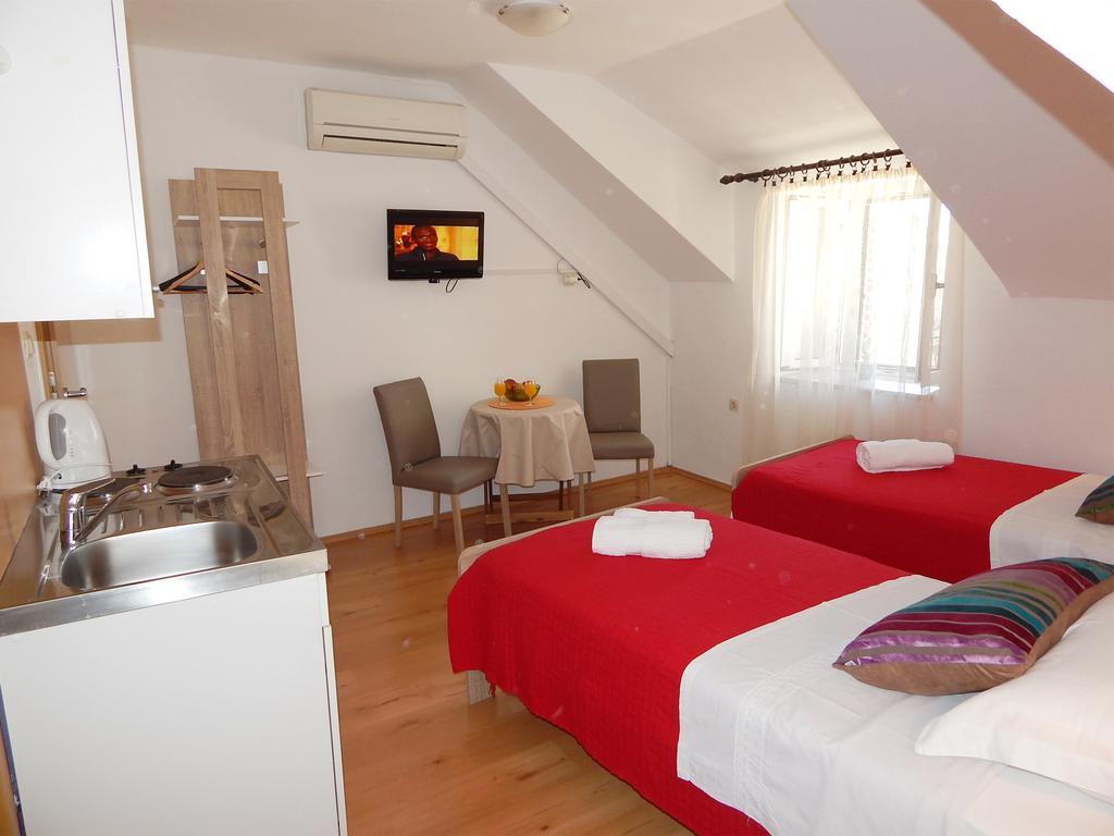 City Center Apartments Spalato Esterno foto