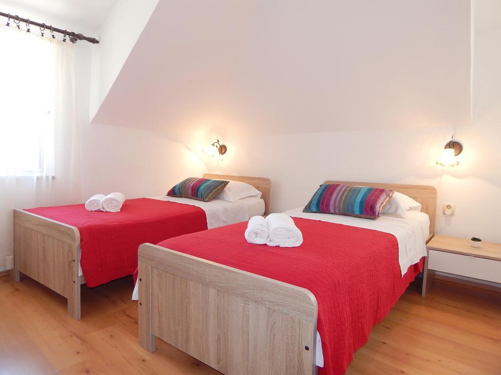 City Center Apartments Spalato Esterno foto